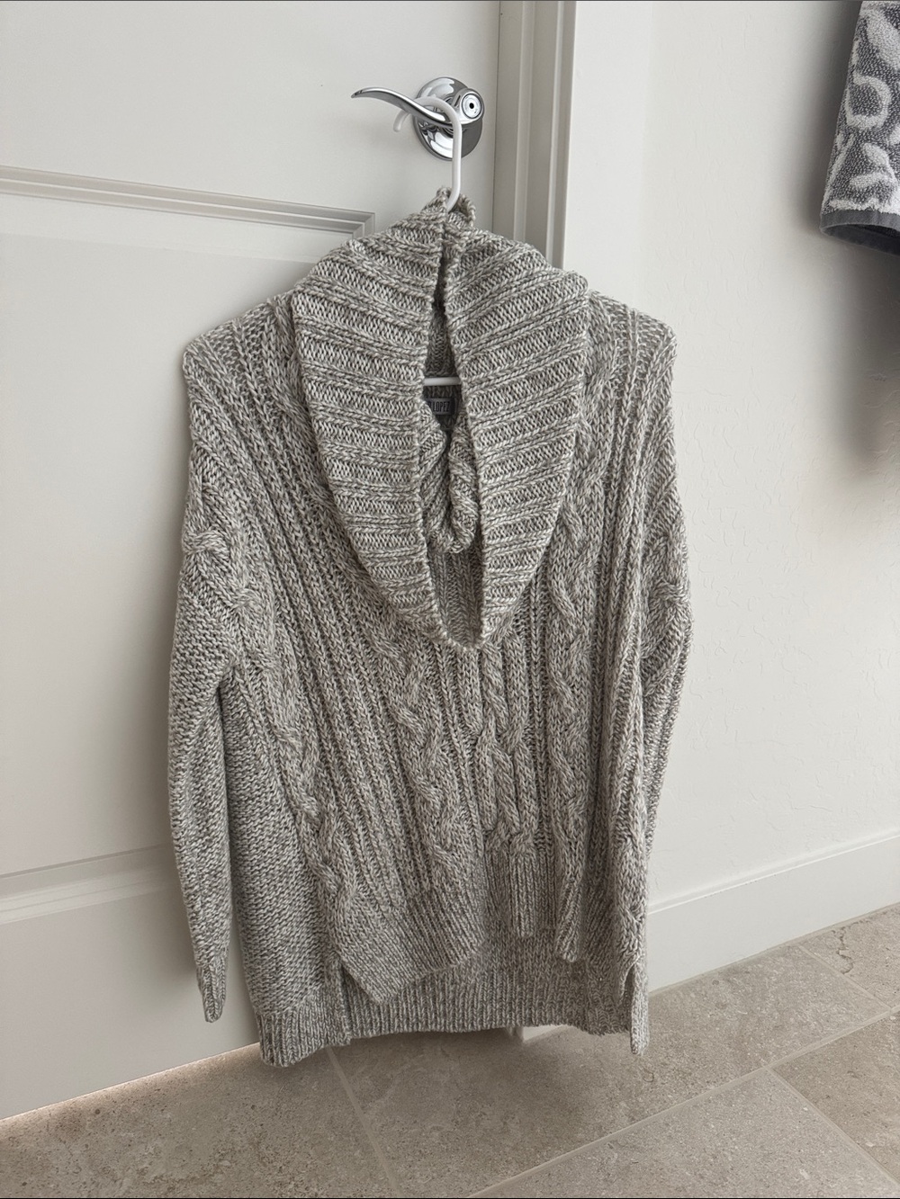 Jennifer Lopez Heather Gray Cable Knit Cowl Sweater